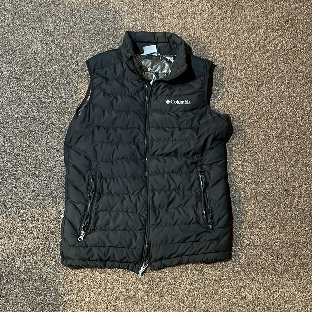 Columbia vest